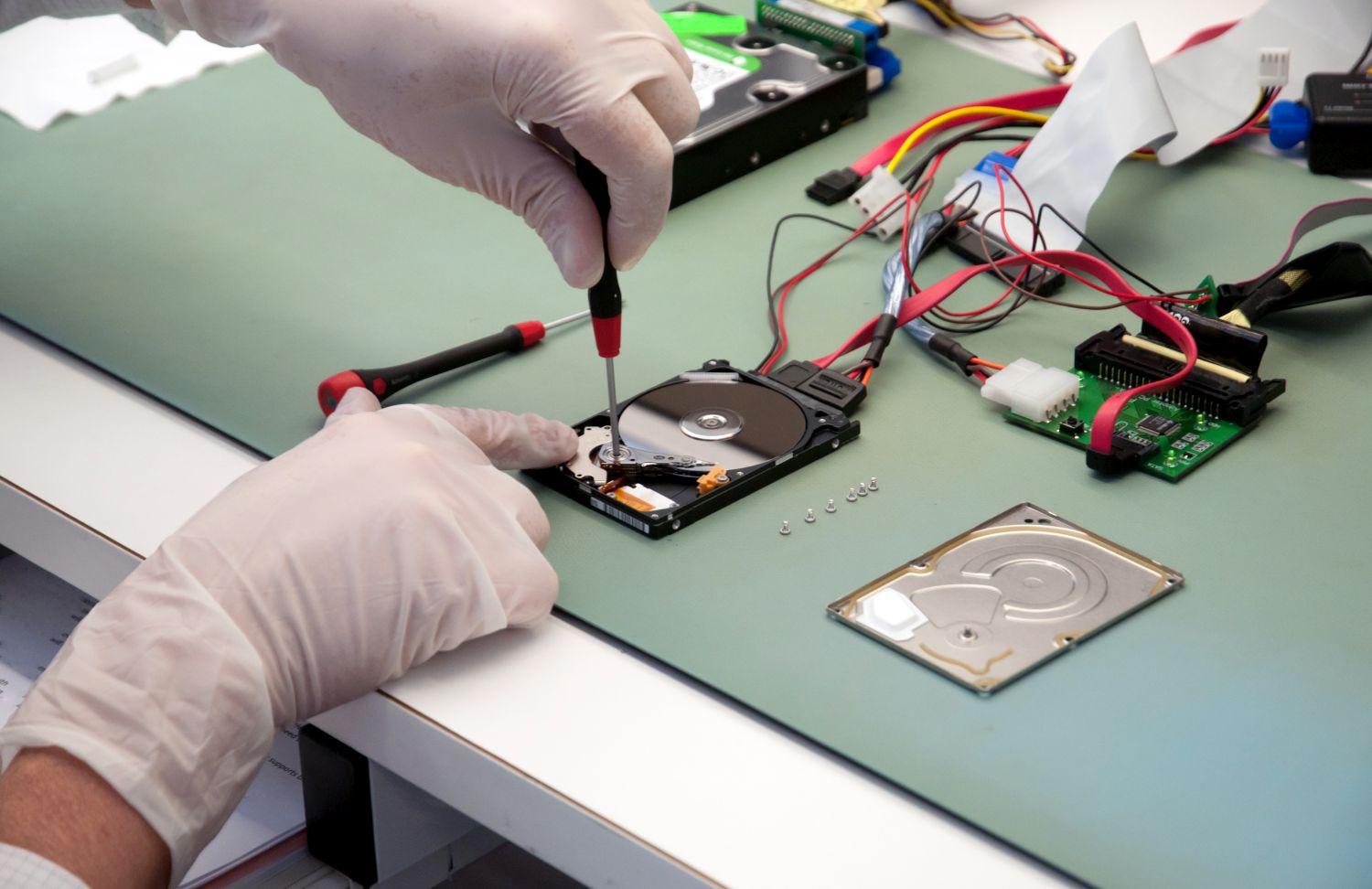 Odzyskiwanie danych - Certyfikowany partner laboratorium danych